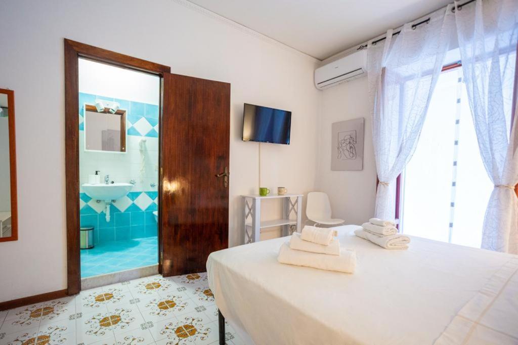 Villa Rosa Rooms 이스키아 외부 사진